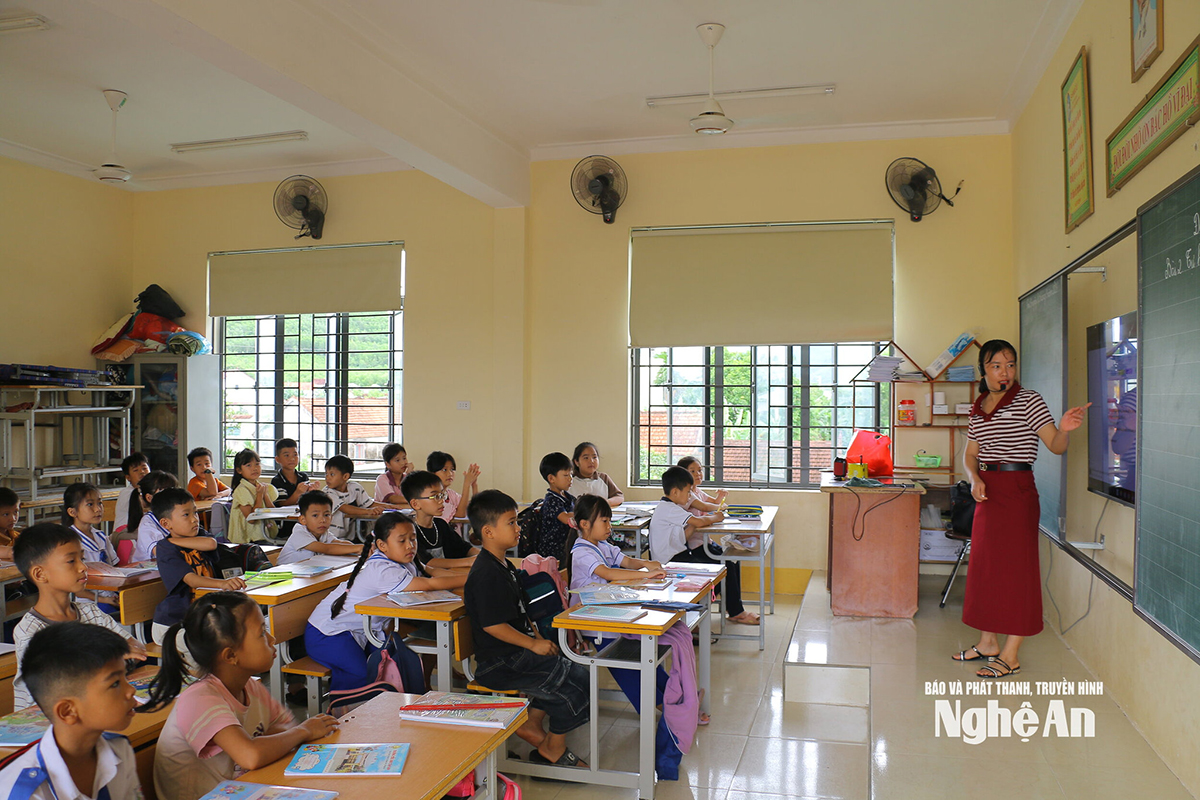 Quyền được học của trẻ là ưu tiên hàng đầu